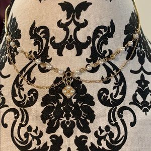 Cute Pearl Choker Necklace